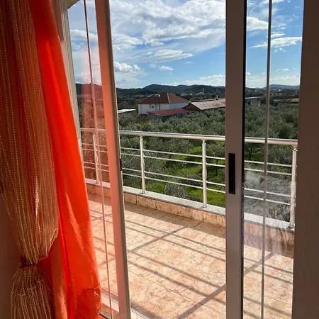 Villa Renti *