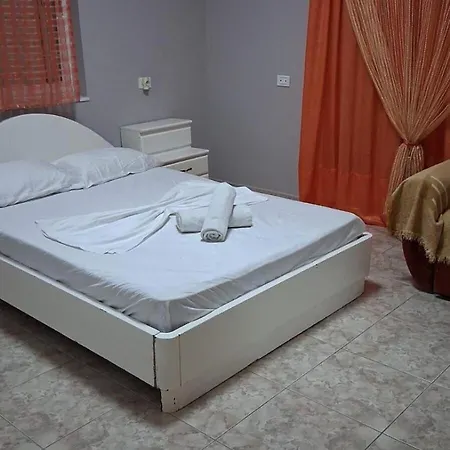 Renti Villa